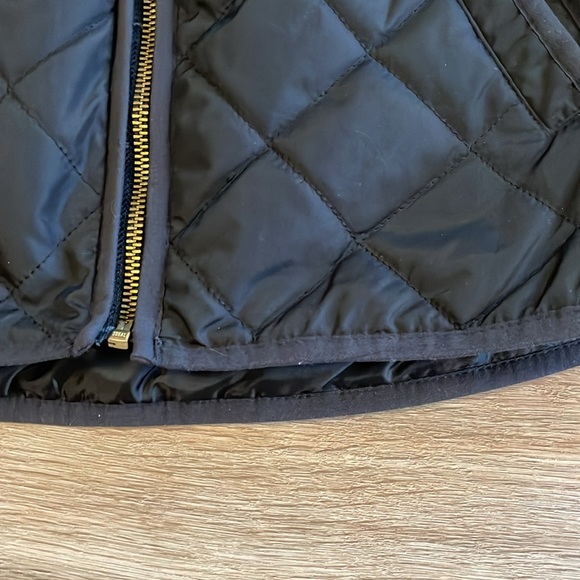 Old Navy Black Full Zip Lightweight Quilted Sleeveless Vest - Picture 8 of 8